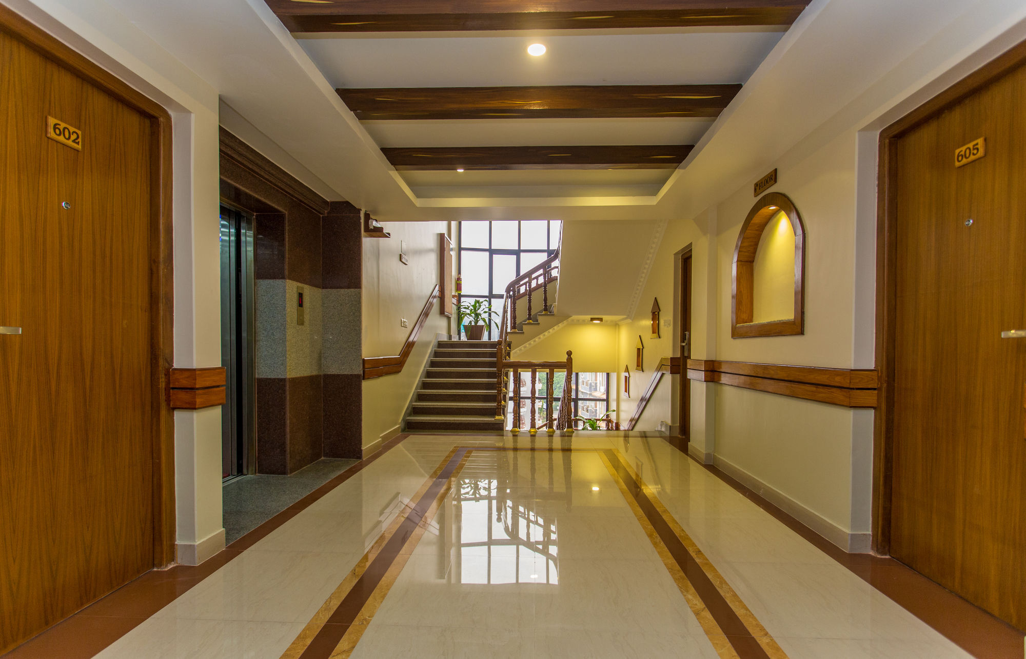 Hotel White Pearl Покхара Экстерьер фото